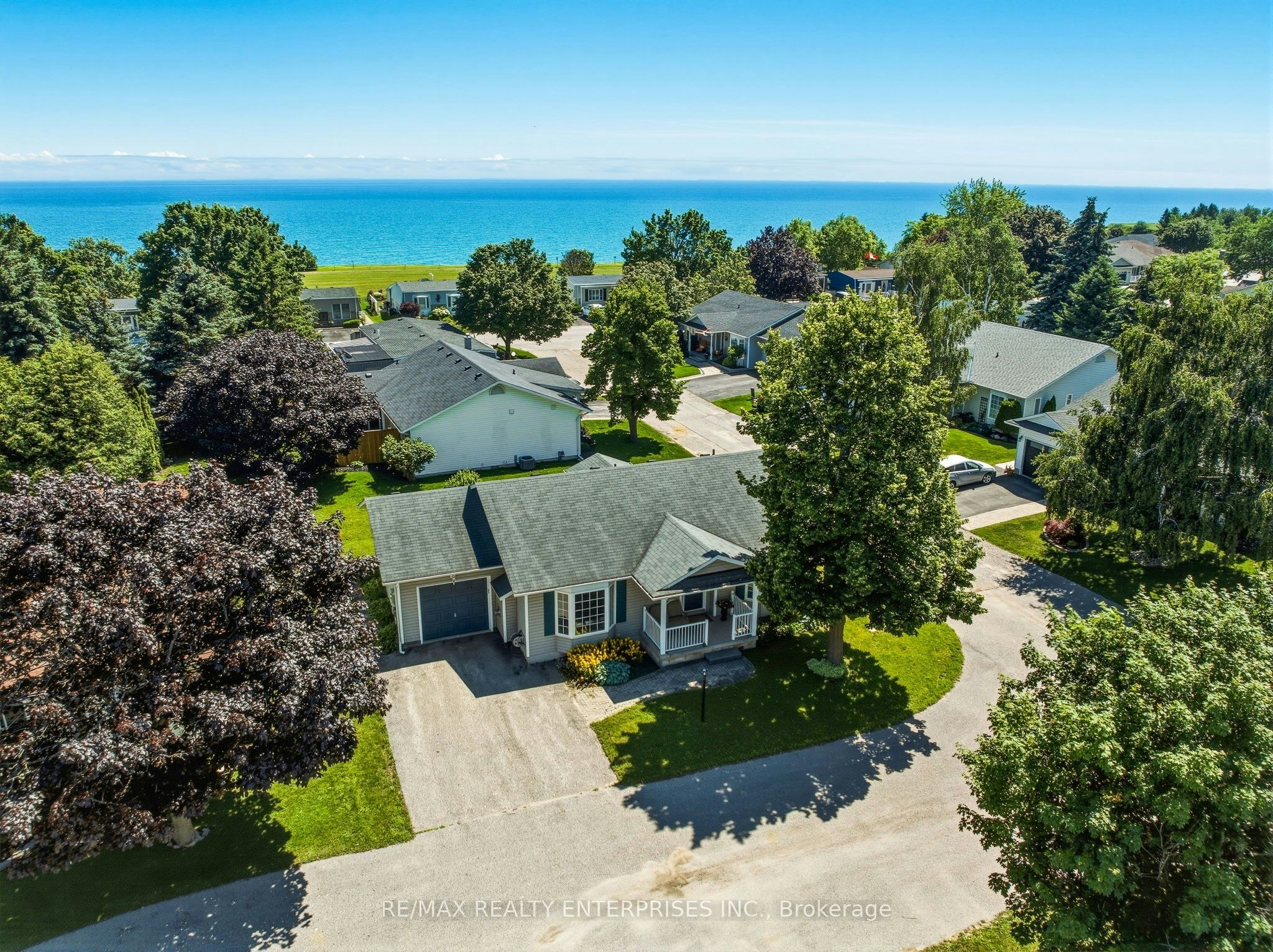 1 Huron Court, Clarington, ON, L1B 1A2