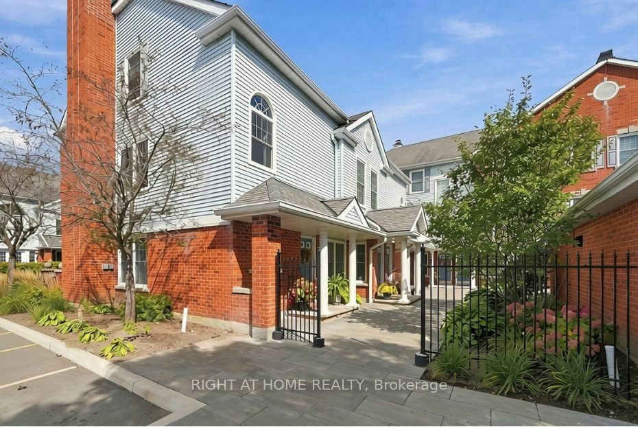 F2-1667 Nash Road, Clarington, ON, L1E 1S8