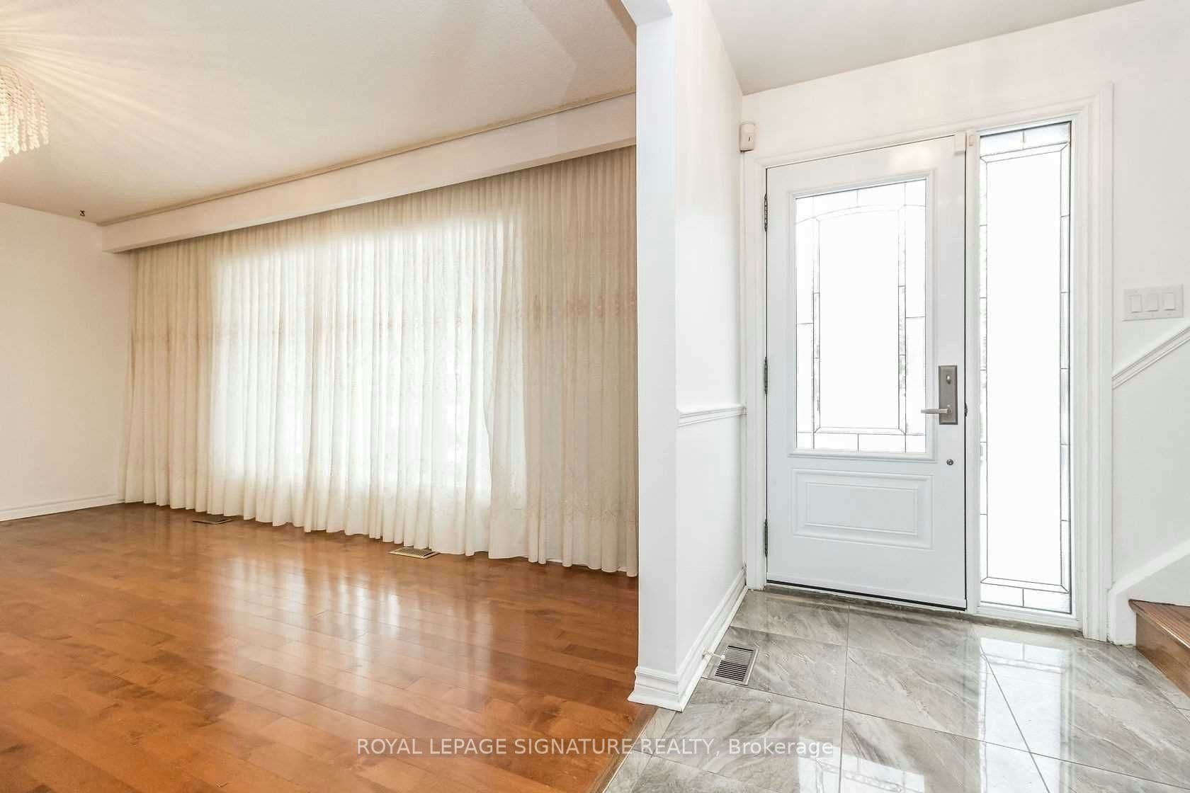 Upper-19 Starlake Drive, Toronto, ON, M1G 3C3 - 4