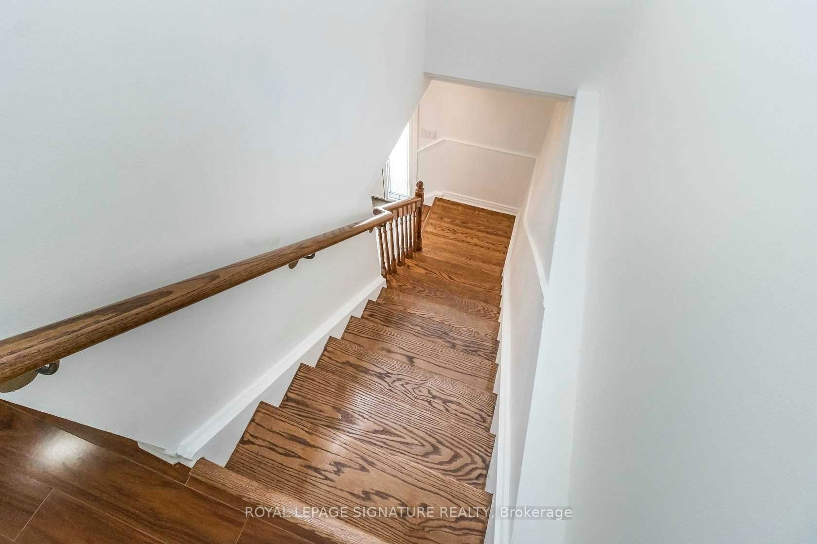 Upper-19 Starlake Drive, Toronto, ON, M1G 3C3 - 12