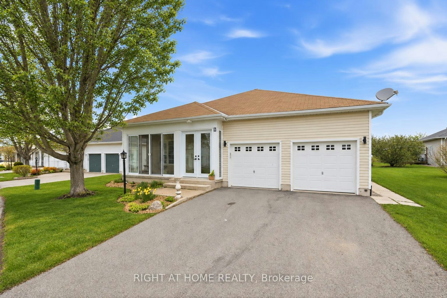 5 Park Place Lane, Clarington, ON, L1B 0B2