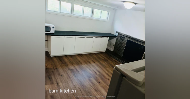 6 Highhill Drive, Toronto, ON, M1T 1N6 - 5