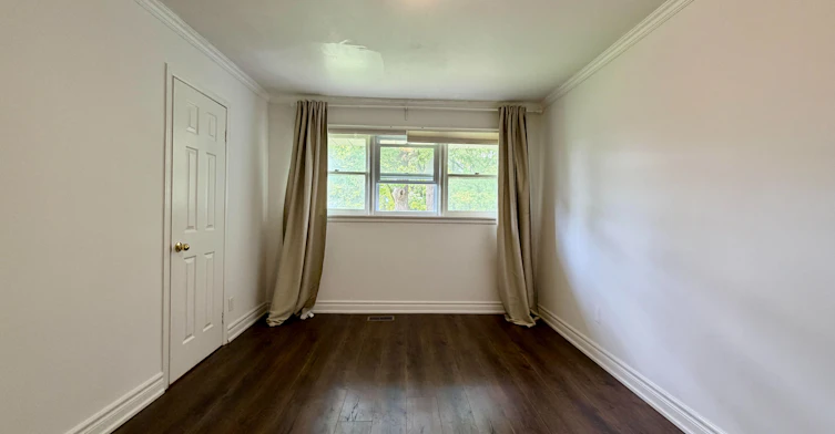 6 Highhill Drive, Toronto, ON, M1T 1N6 - 3