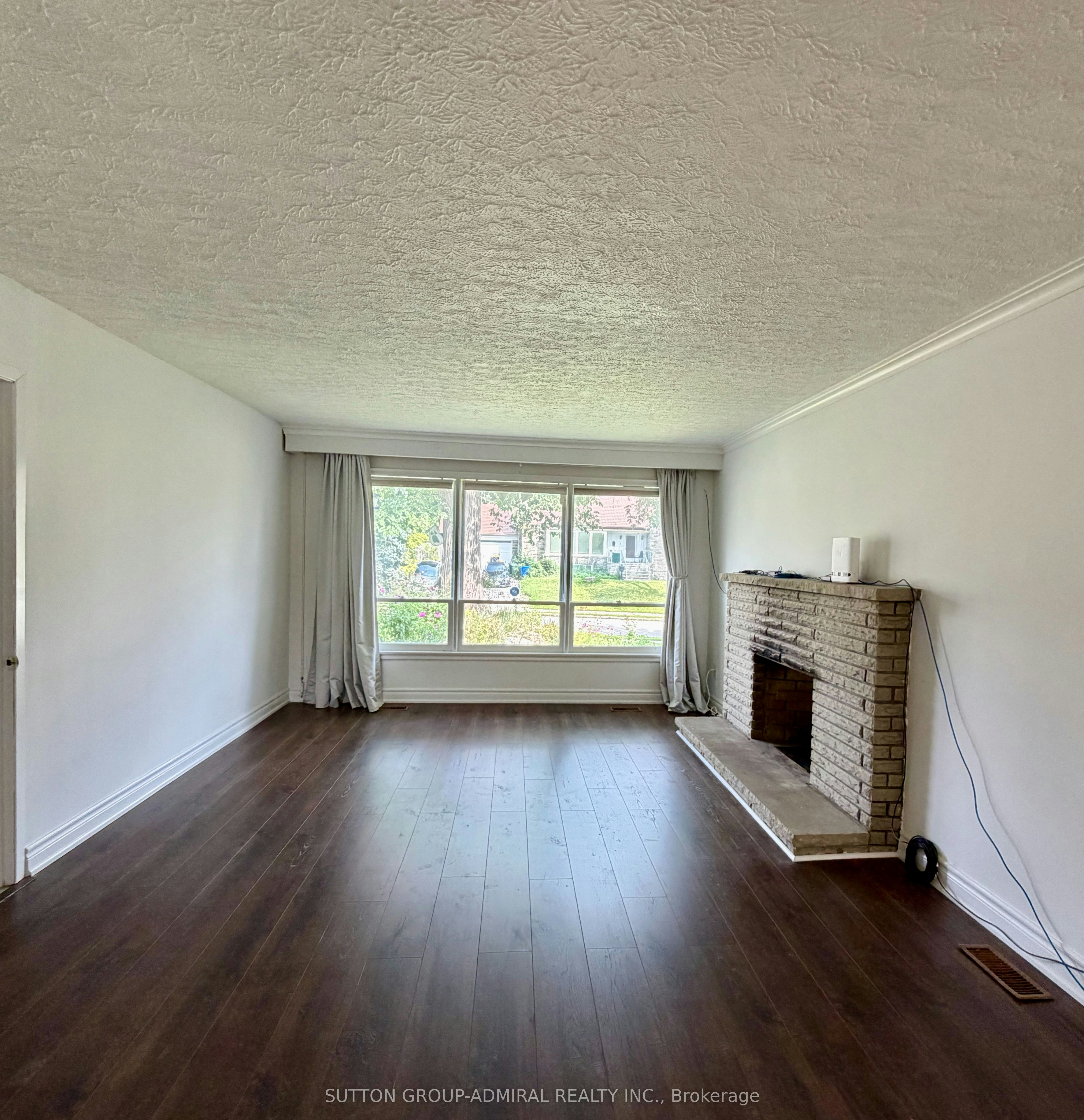 6 Highhill Drive, Toronto, ON, M1T 1N6 - 10