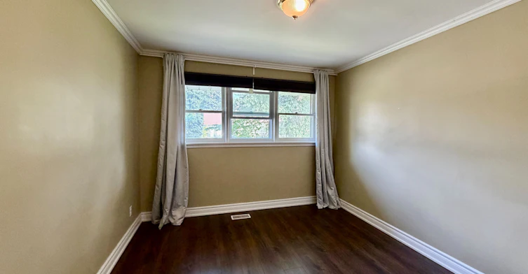 6 Highhill Drive, Toronto, ON, M1T 1N6 - 8
