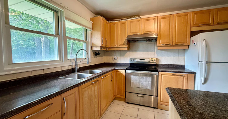 6 Highhill Drive, Toronto, ON, M1T 1N6