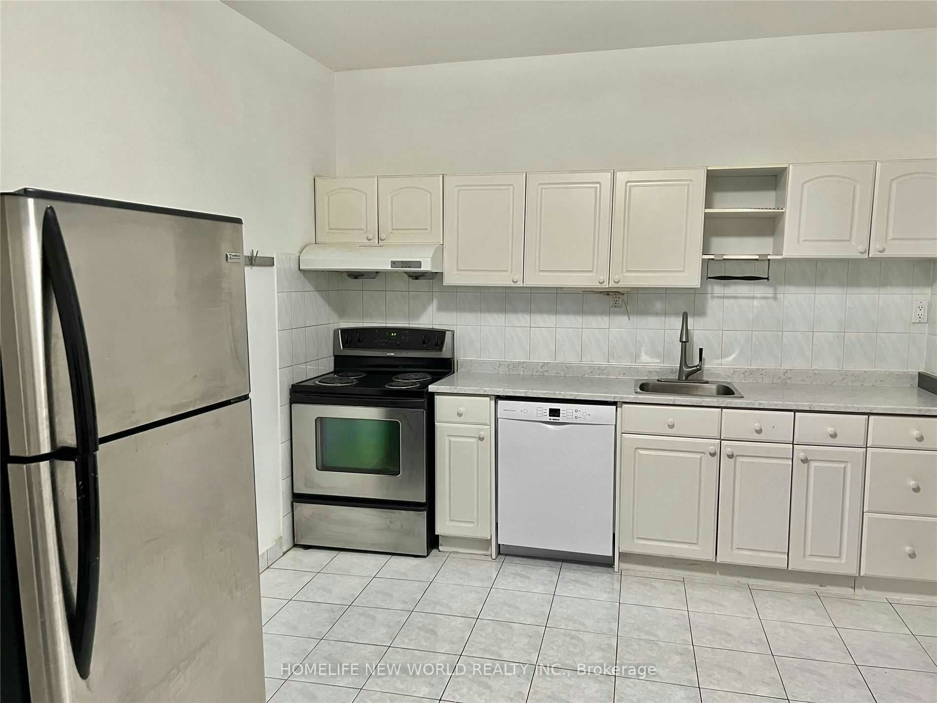 Sf-6 Sproat Avenue, Toronto, ON, M4M 1W4 - 4