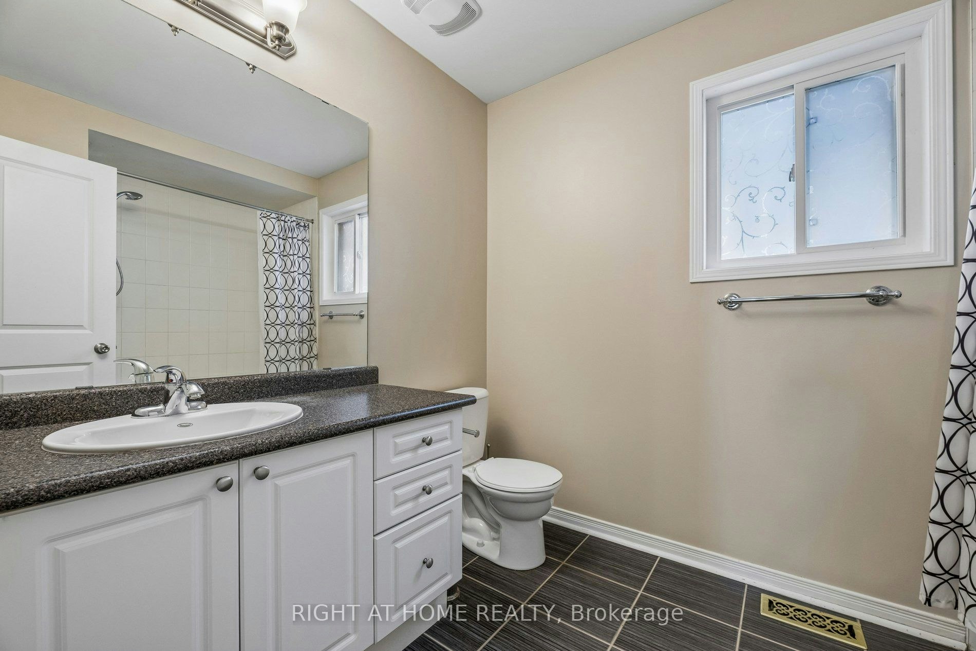 150 Jennings Drive, Clarington, ON, L1C 0B8 - 30