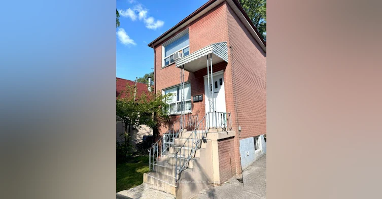 Lower-152 Barker Avenue, Toronto, ON, M4C 2P1