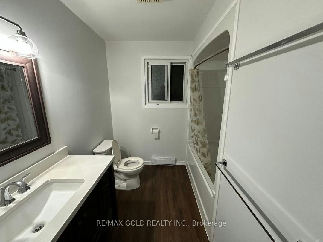 3rd floor ( Upper Unit )-515 Stone Street, Oshawa, ON, L1J 1A4 - 16
