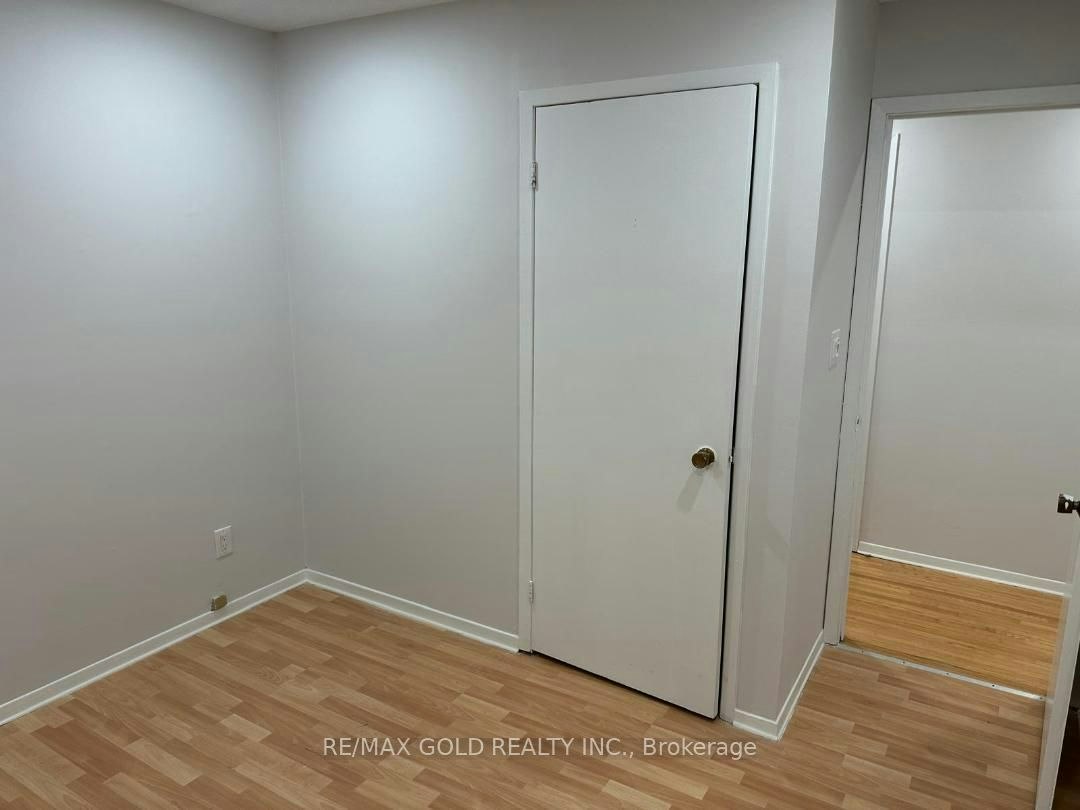 3rd floor ( Upper Unit )-515 Stone Street, Oshawa, ON, L1J 1A4 - 25