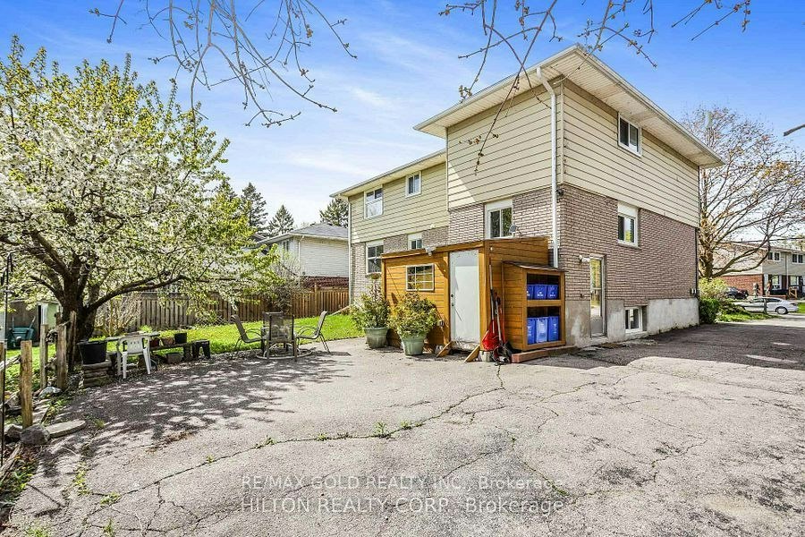 3rd floor ( Upper Unit )-515 Stone Street, Oshawa, ON, L1J 1A4 - 9