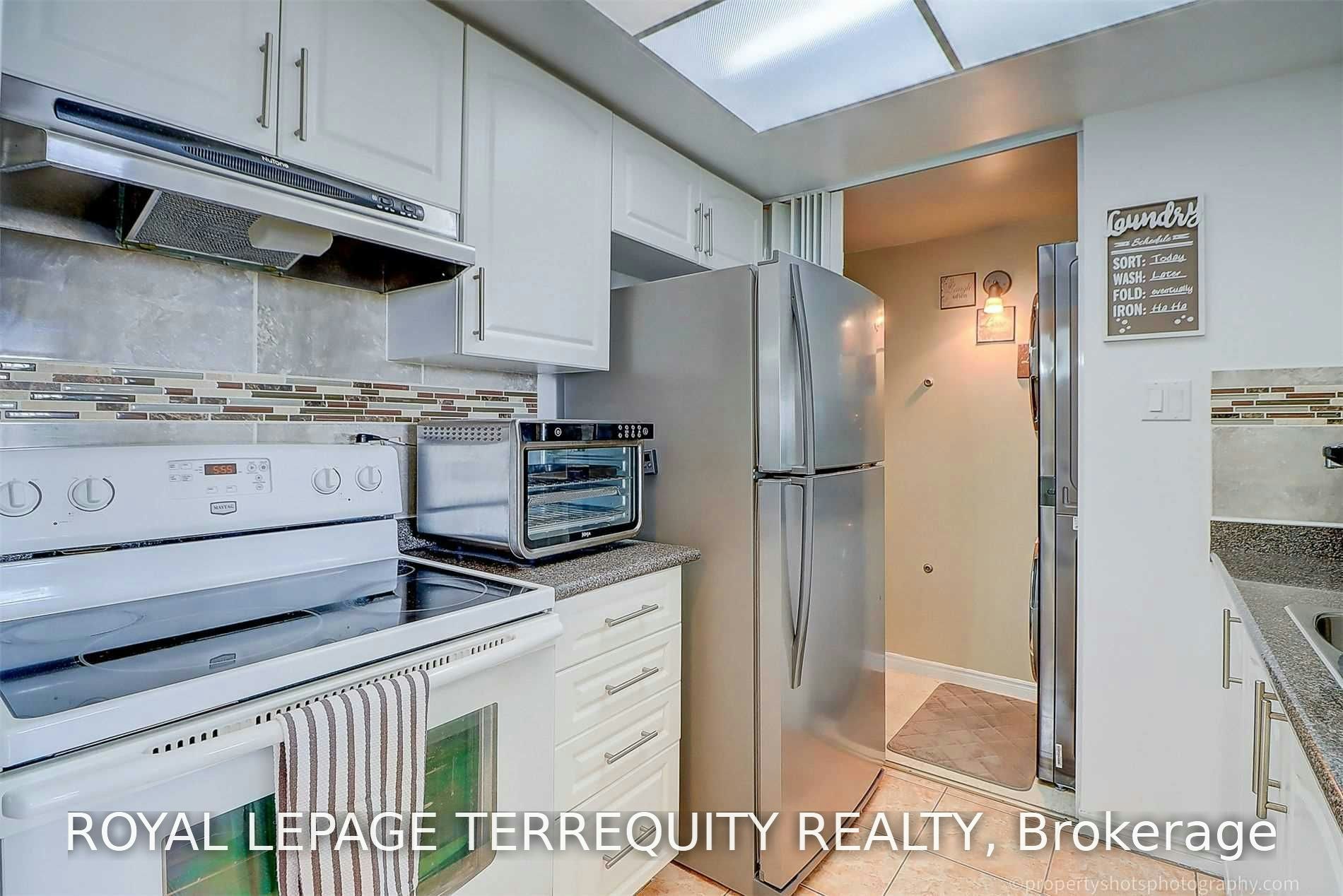 1710-5 Greystone Walk Drive, Toronto, ON, M1K 5J5 - 9