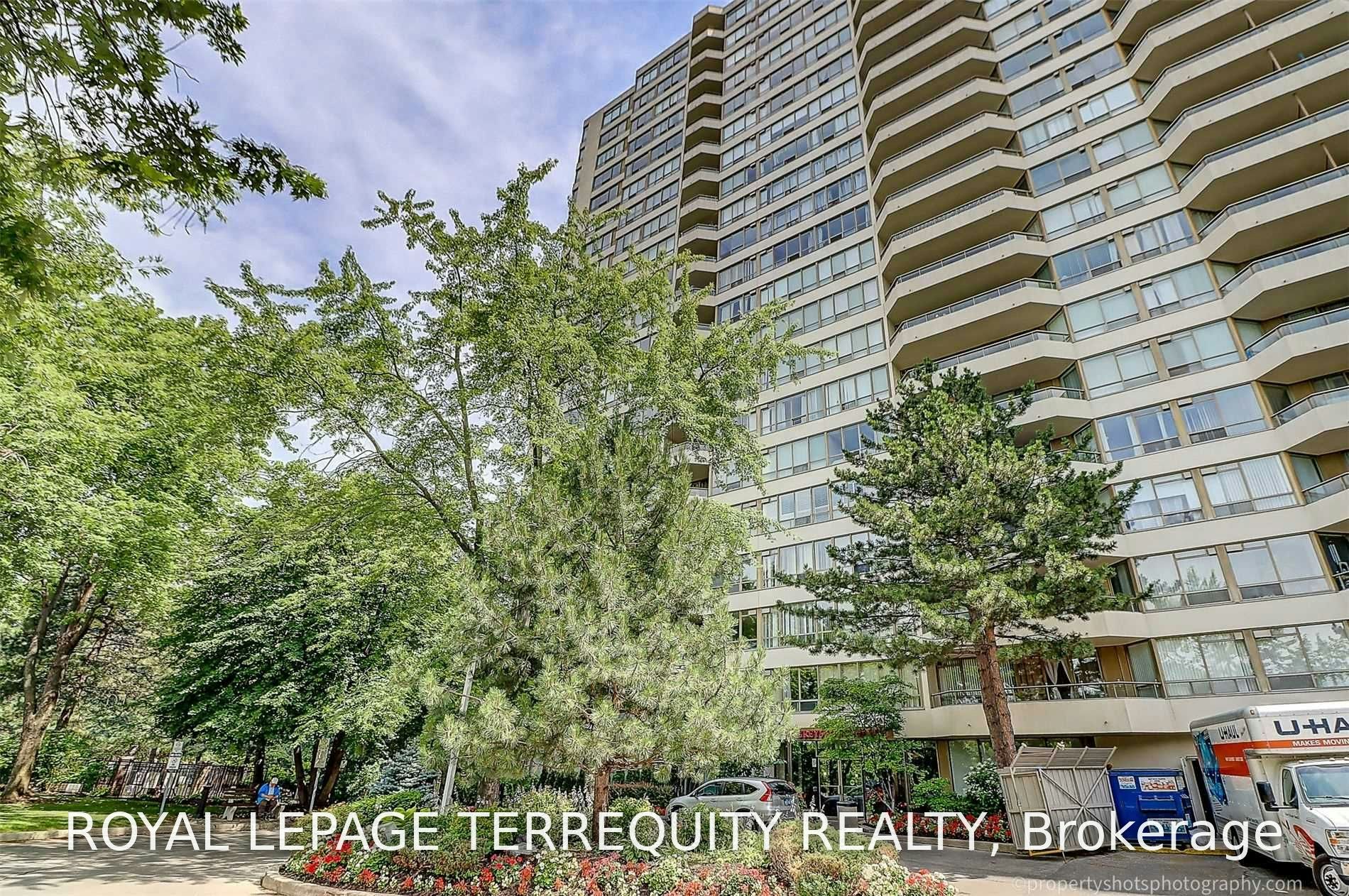 1710-5 Greystone Walk Drive, Toronto, ON, M1K 5J5