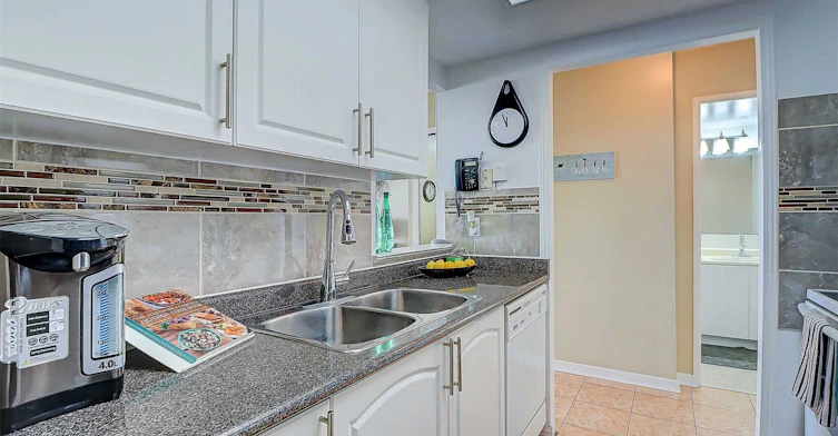 1710-5 Greystone Walk Drive, Toronto, ON, M1K 5J5 - 10