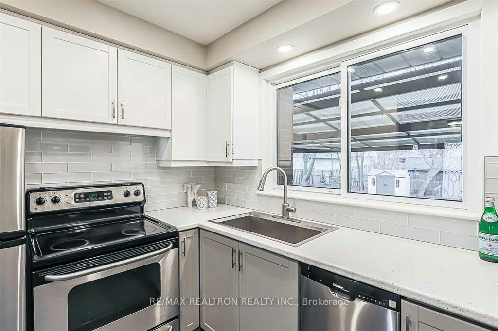 917 Henry Street, Whitby, ON, L1N 5E6 - 13