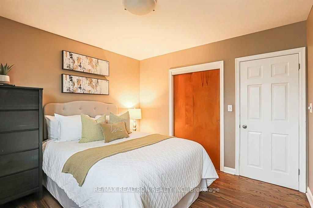 917 Henry Street, Whitby, ON, L1N 5E6 - 17