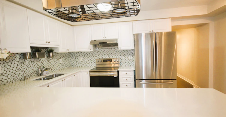 Upper-19 De Jong Street, Toronto, ON, M1P 0C1 - 10