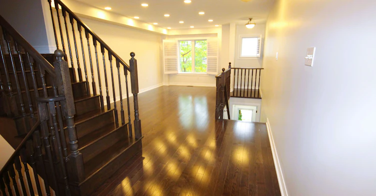Upper-19 De Jong Street, Toronto, ON, M1P 0C1 - 4