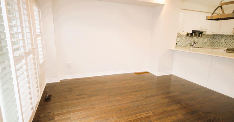 Upper-19 De Jong Street, Toronto, ON, M1P 0C1 - 13