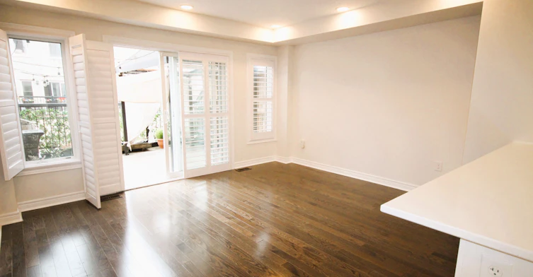 Upper-19 De Jong Street, Toronto, ON, M1P 0C1 - 16
