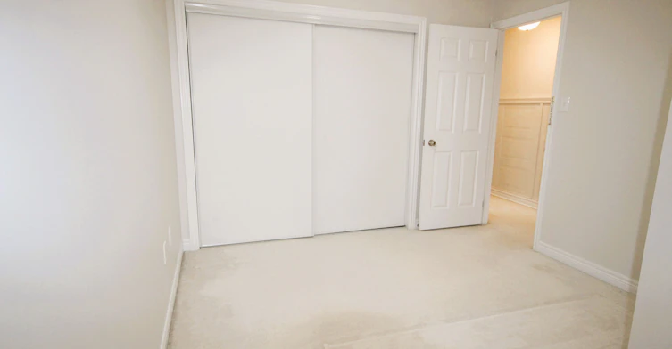 Upper-19 De Jong Street, Toronto, ON, M1P 0C1 - 28
