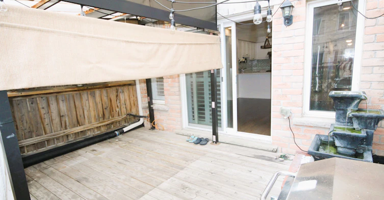 Upper-19 De Jong Street, Toronto, ON, M1P 0C1 - 19