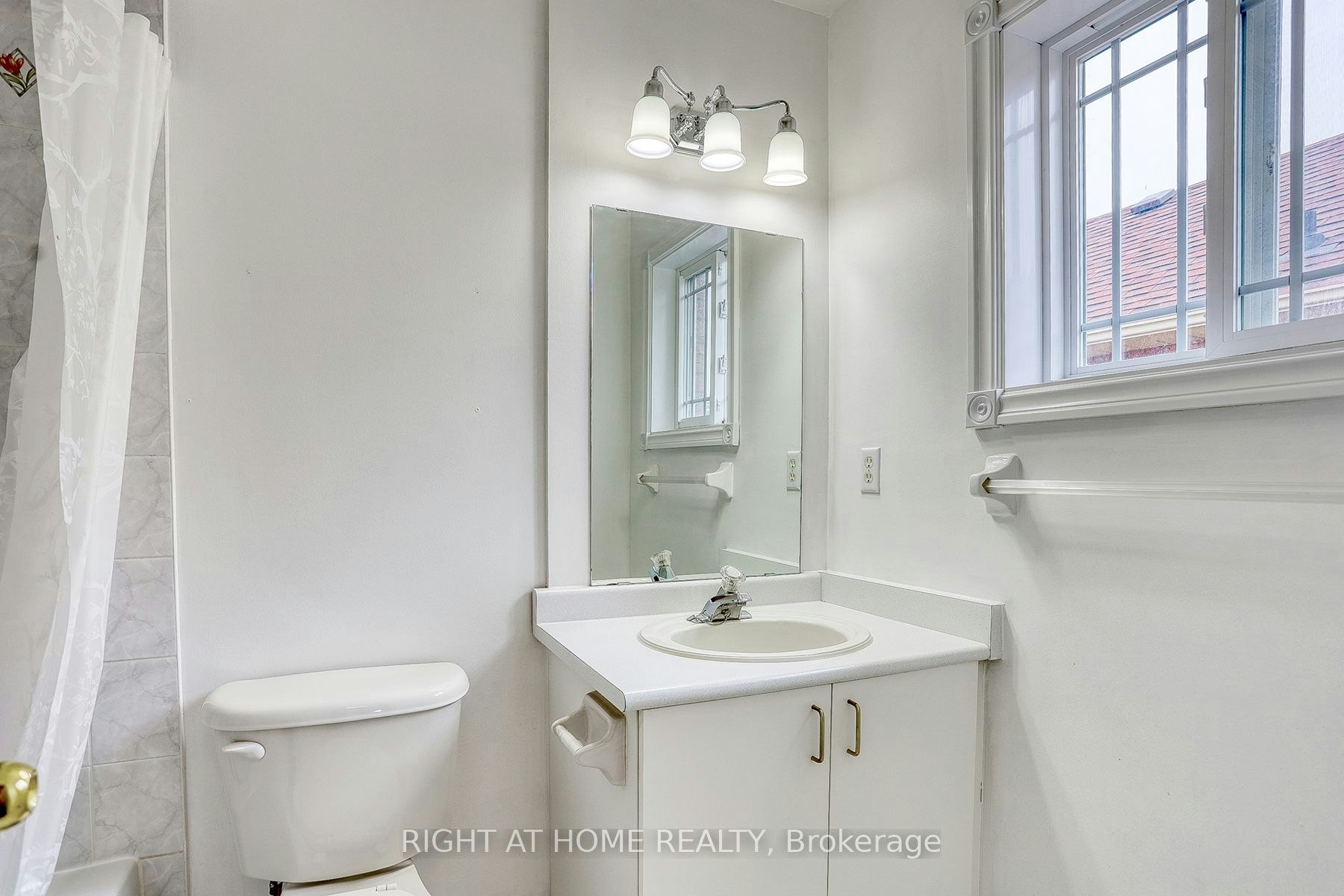 UPPER-37 Brockman Crescent, Ajax, ON, L1T 4B3 - 19