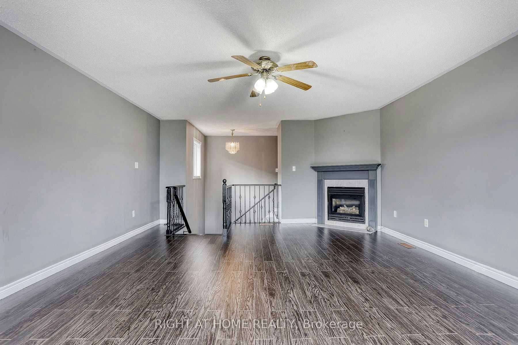 UPPER-37 Brockman Crescent, Ajax, ON, L1T 4B3 - 16
