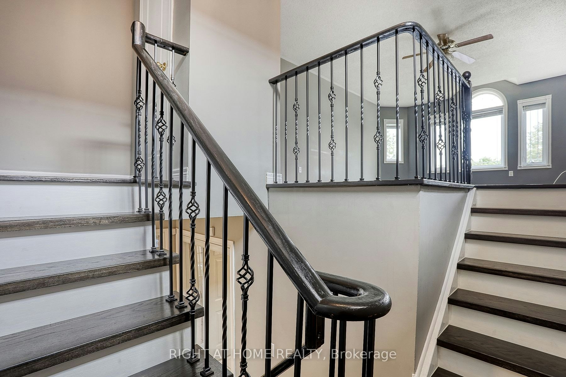 UPPER-37 Brockman Crescent, Ajax, ON, L1T 4B3 - 13