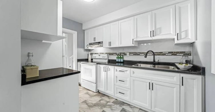 Upper-11 Mid Pines Road, Toronto, ON, M1G 2L5 - 3