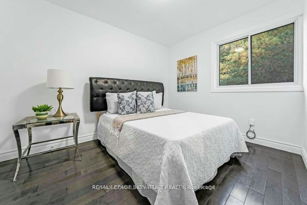Upper-11 Mid Pines Road, Toronto, ON, M1G 2L5 - 9