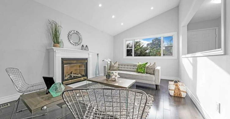 Upper-11 Mid Pines Road, Toronto, ON, M1G 2L5 - 5