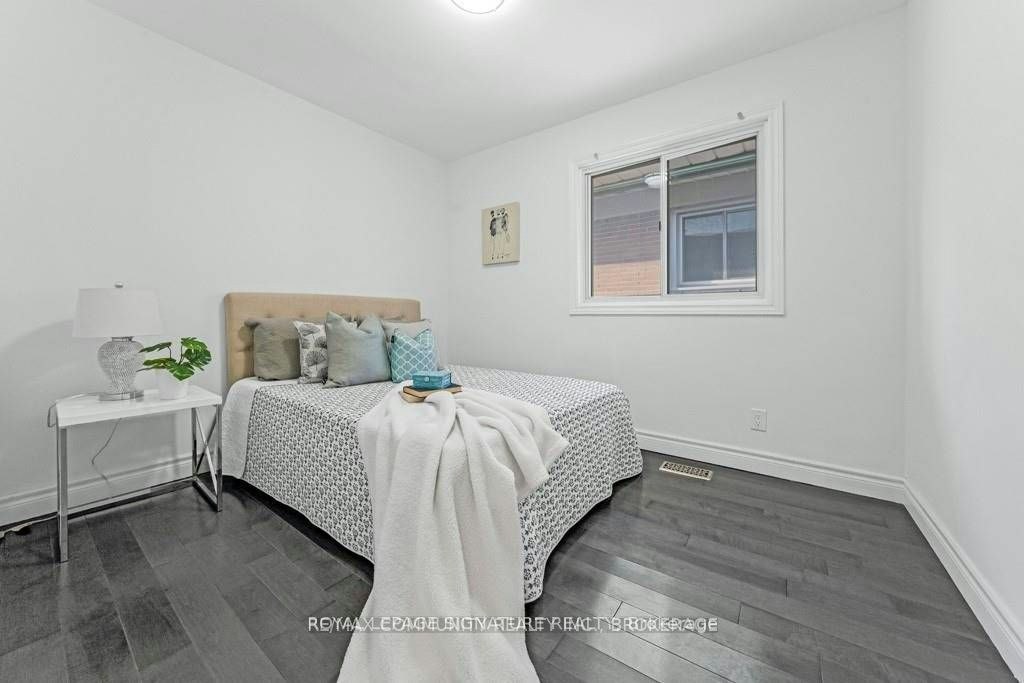 Upper-11 Mid Pines Road, Toronto, ON, M1G 2L5 - 10