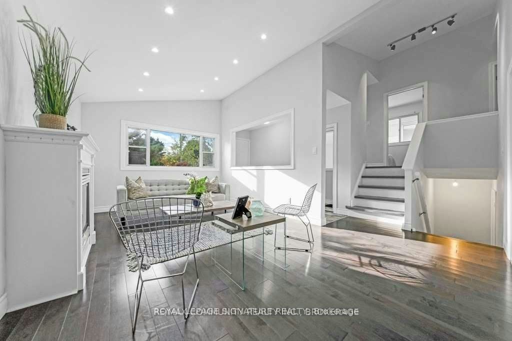 Upper-11 Mid Pines Road, Toronto, ON, M1G 2L5 - 6