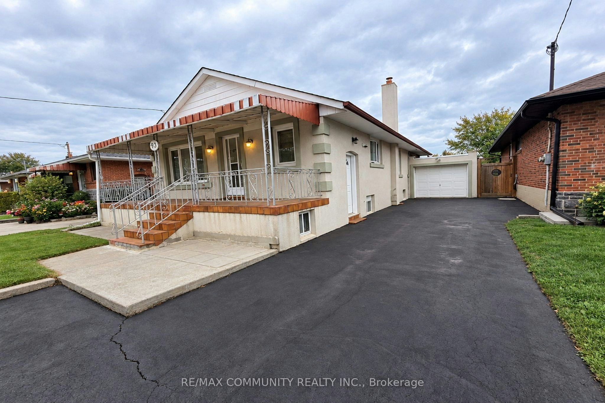 93 Waringstown Drive, Toronto, ON, M1R 4H5