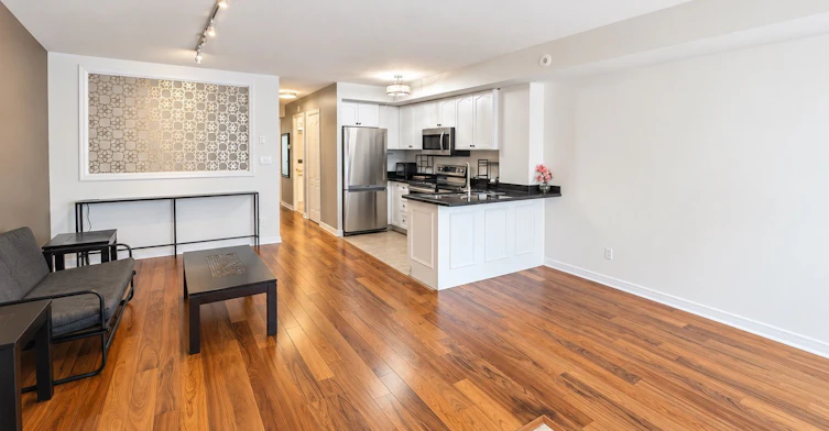 101-15 Strangford Lane, Toronto, ON, M1L 0E5 - 3