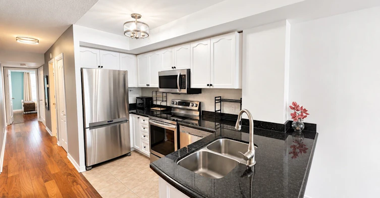 101-15 Strangford Lane, Toronto, ON, M1L 0E5 - 5