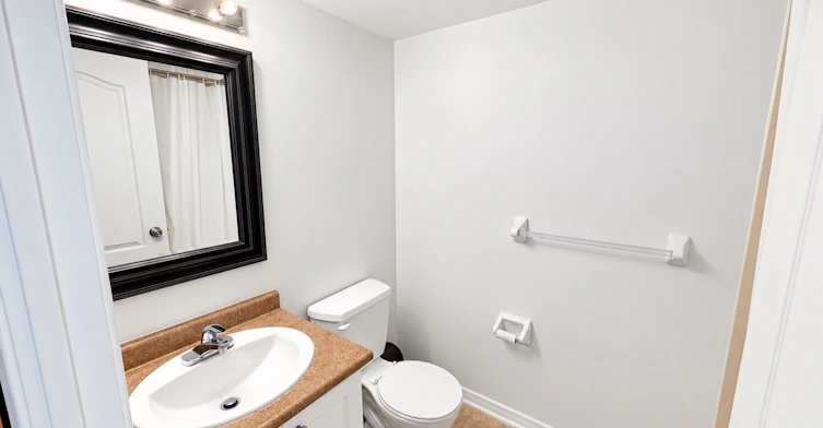 101-15 Strangford Lane, Toronto, ON, M1L 0E5 - 8