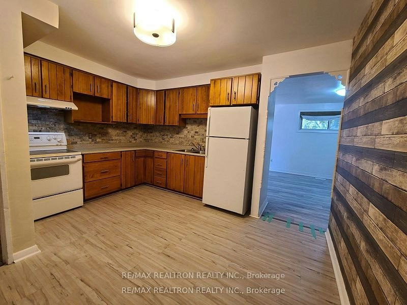 904 Donovan Crescent, Whitby, ON, L1N 3G3 - 4
