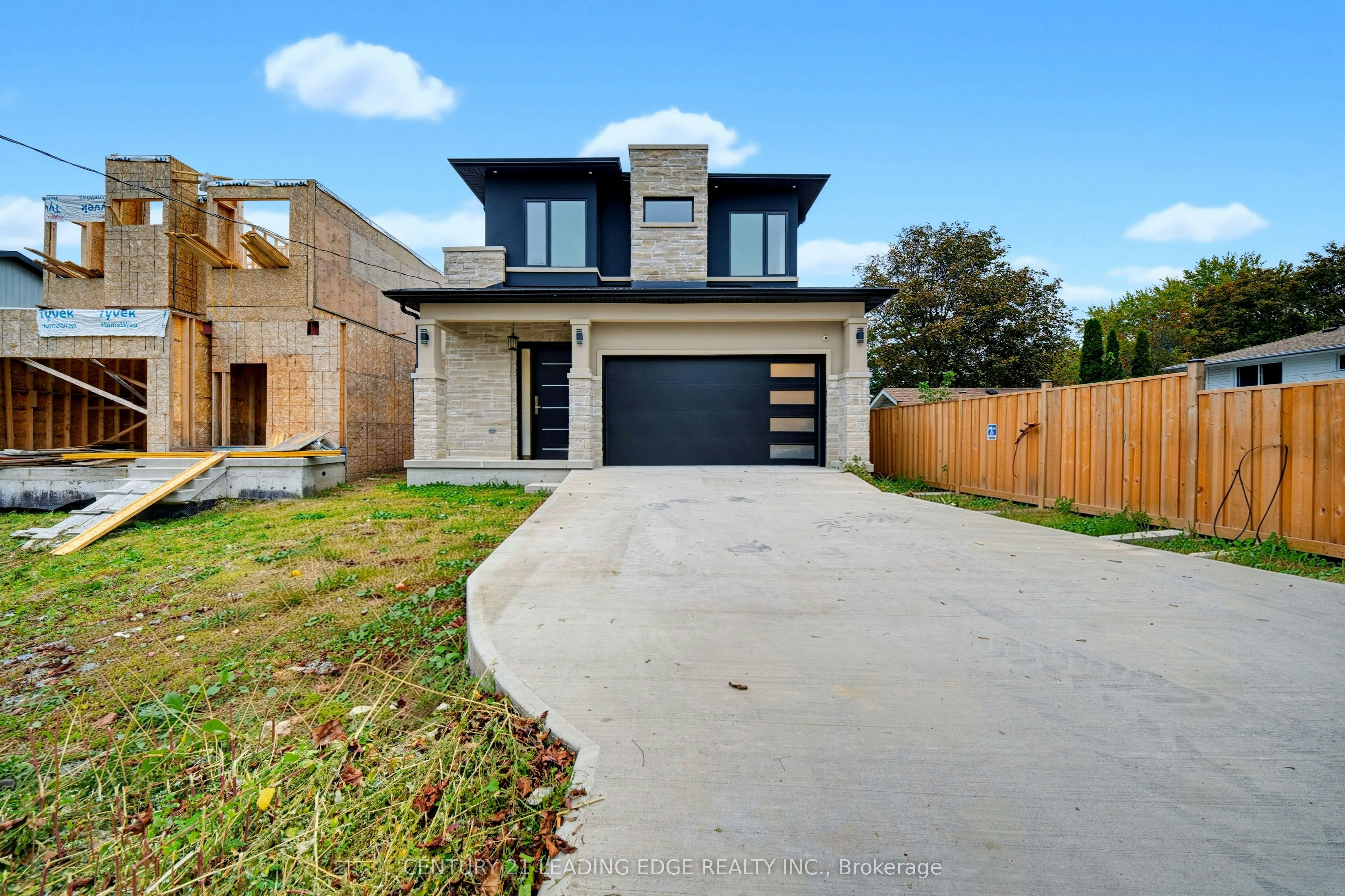 158 Hillcrest Drive, Whitby, ON, L1N 3C4