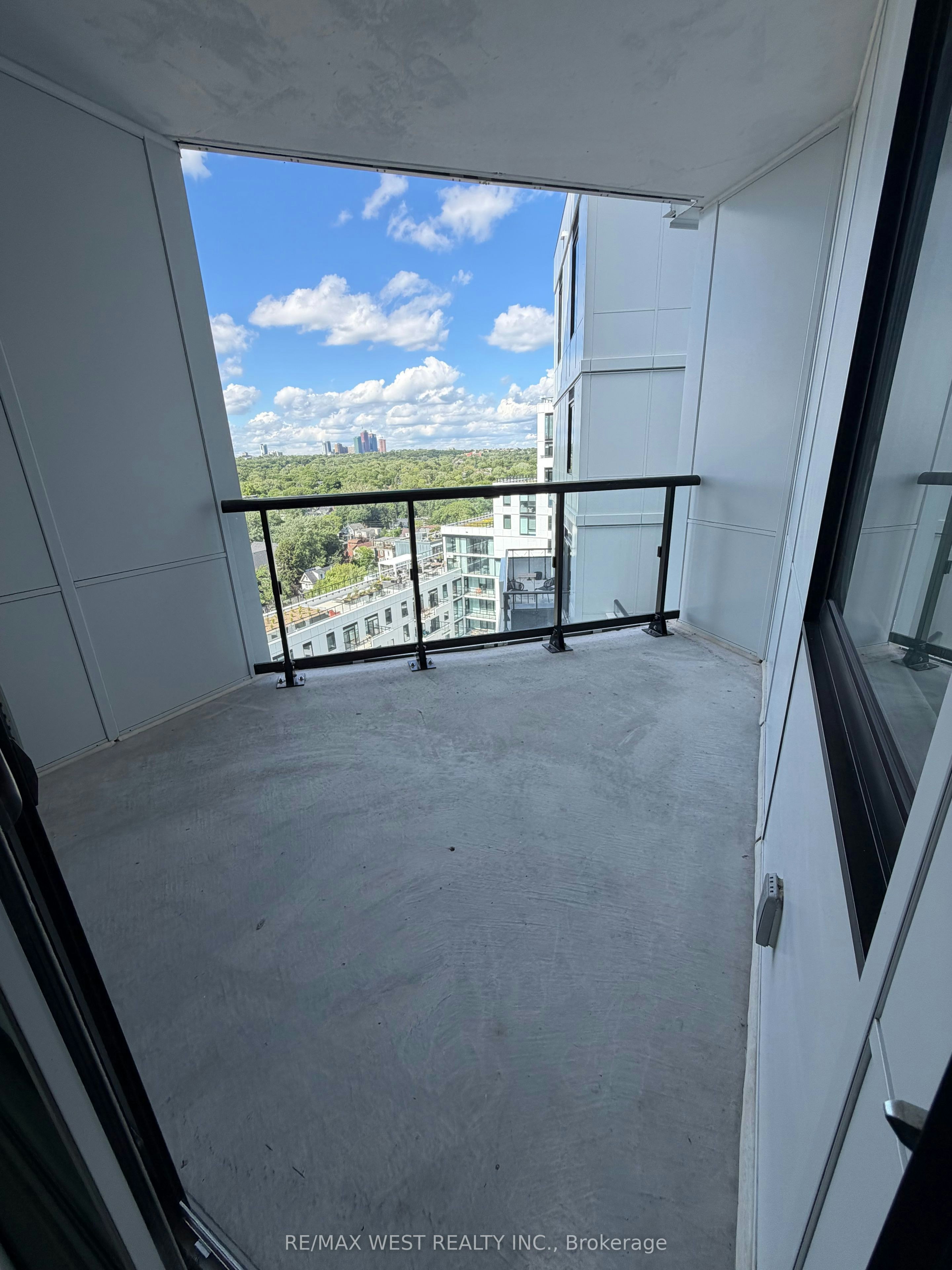 1415-1050 Eastern Avenue, Toronto, ON, M4L 0B7 - 14