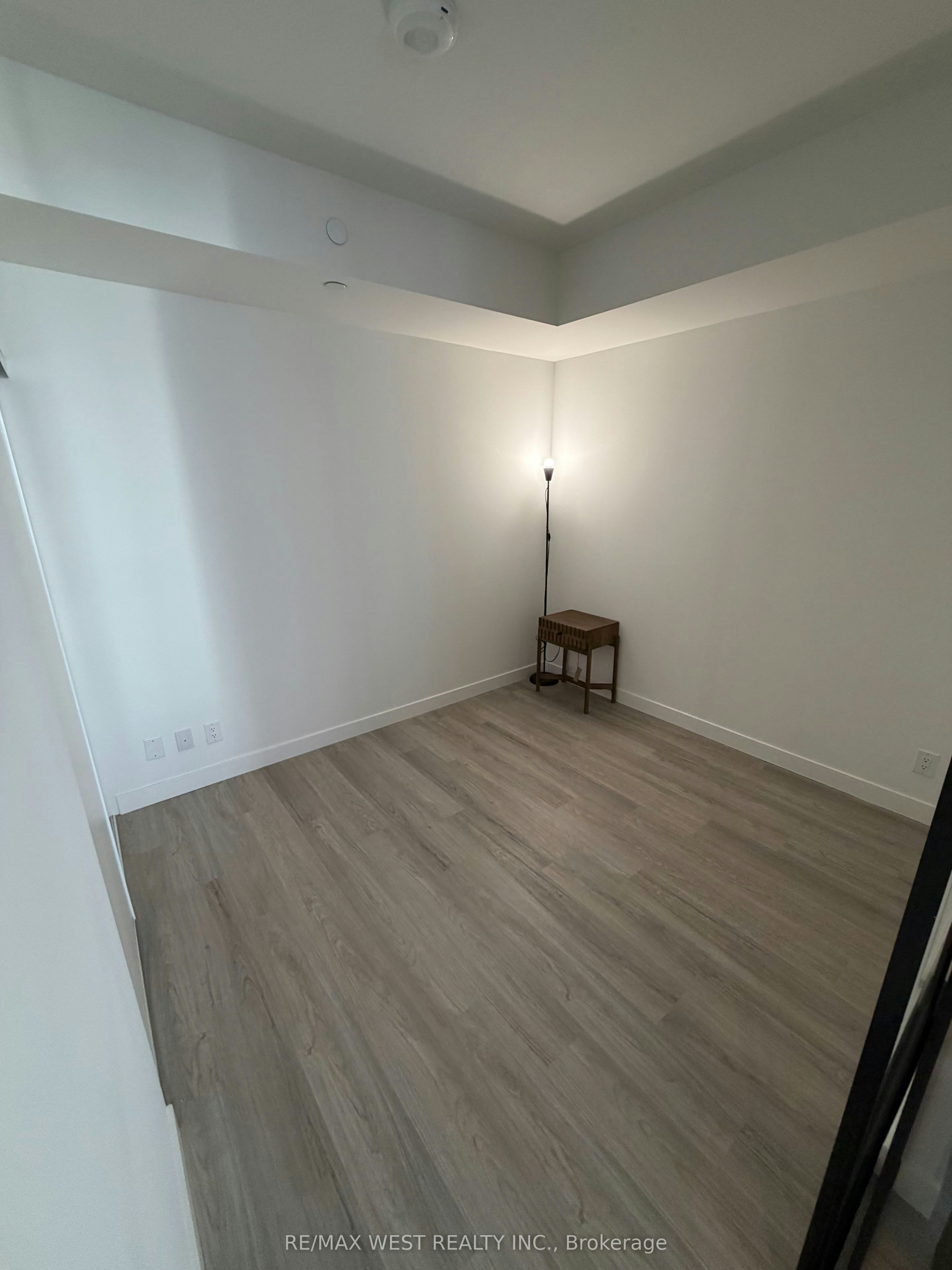 1415-1050 Eastern Avenue, Toronto, ON, M4L 0B7 - 17