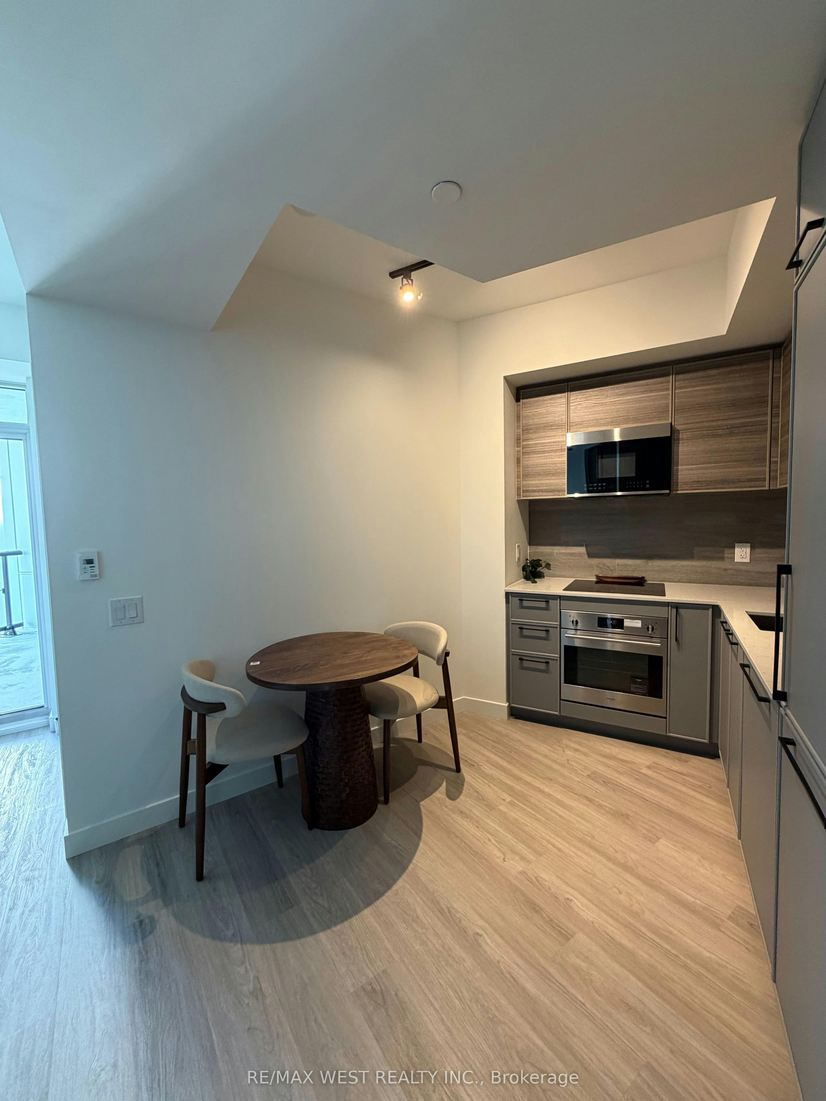 1415-1050 Eastern Avenue, Toronto, ON, M4L 0B7 - 11