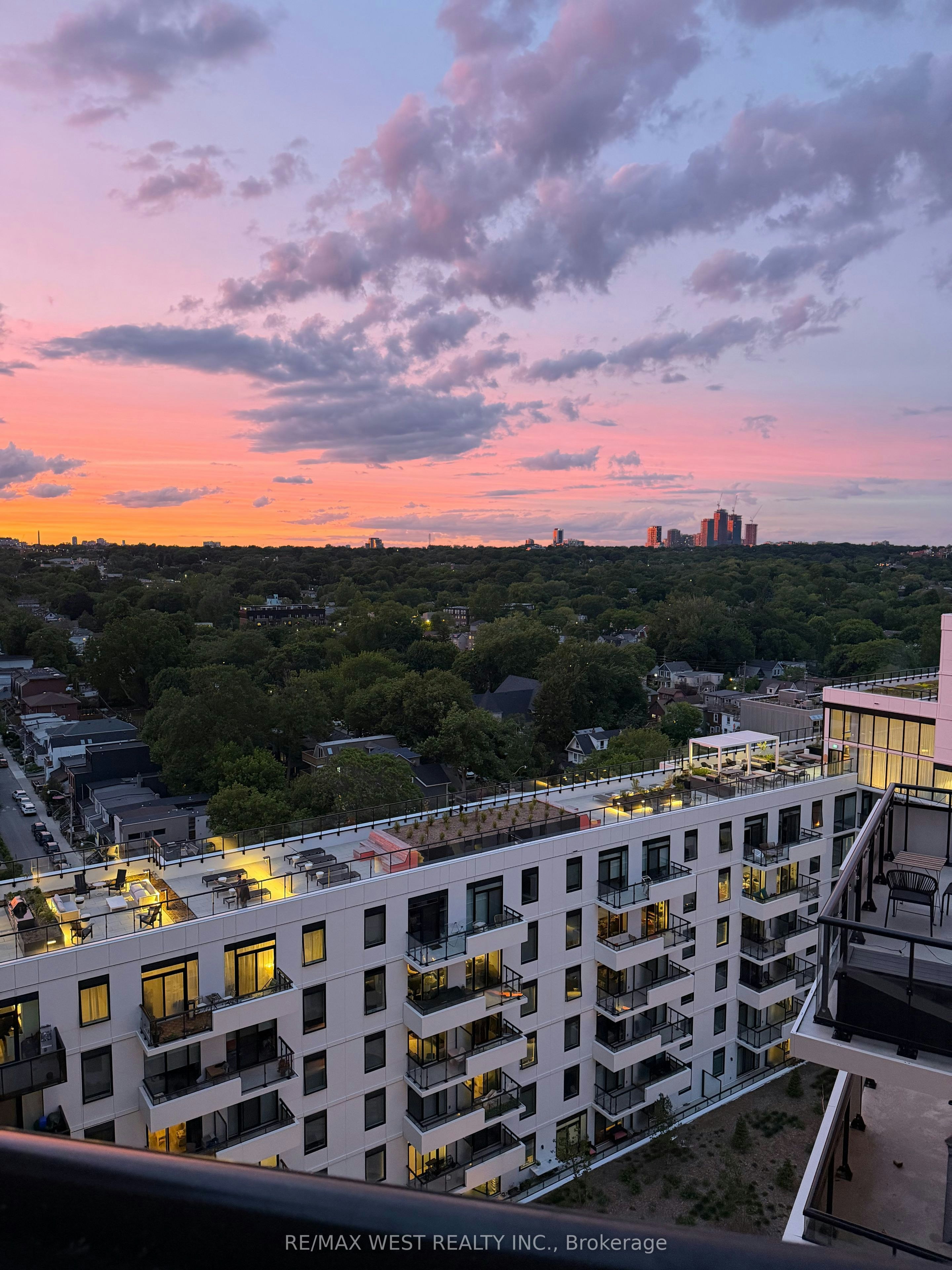 1415-1050 Eastern Avenue, Toronto, ON, M4L 0B7 - 2