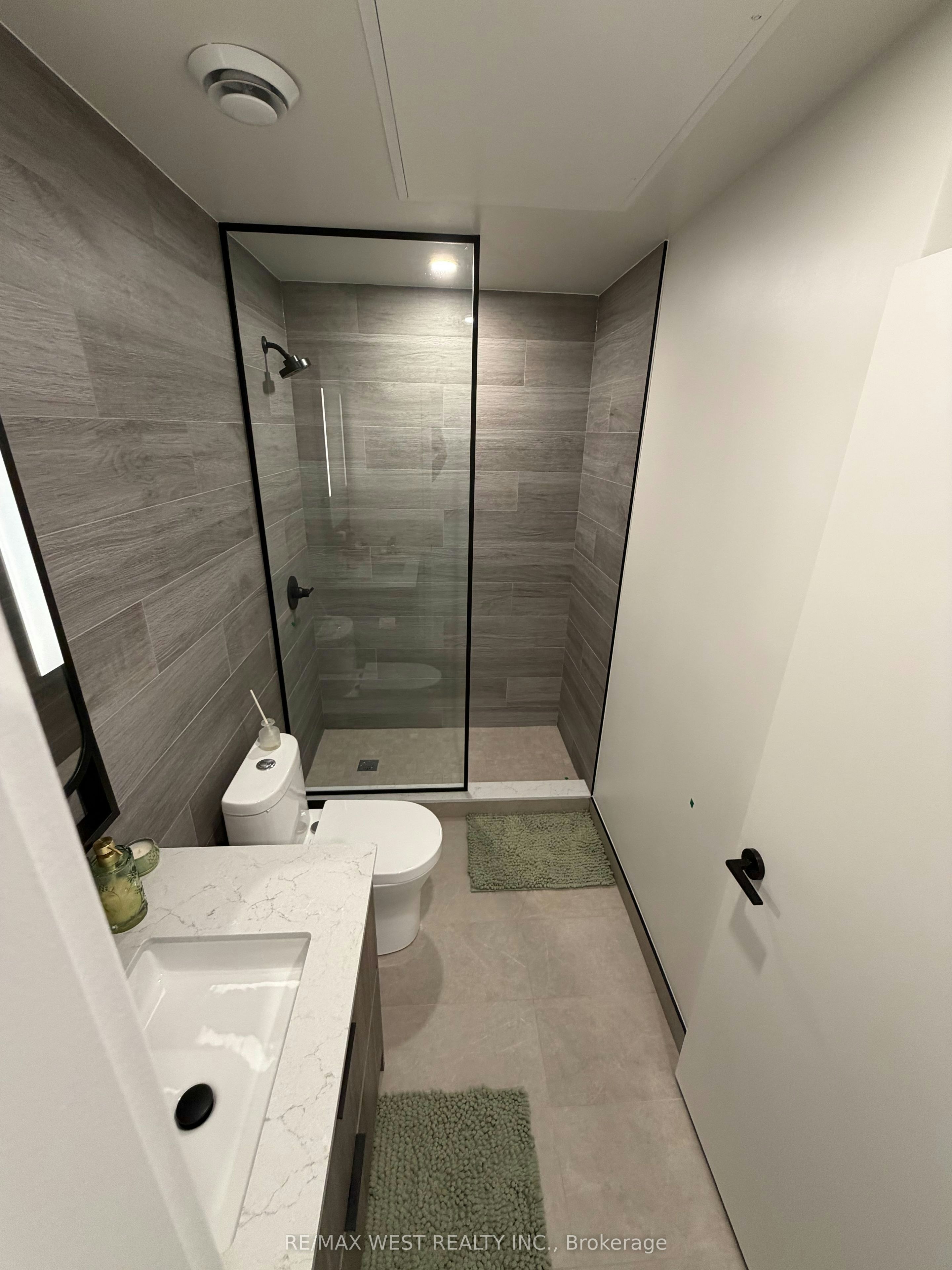 1415-1050 Eastern Avenue, Toronto, ON, M4L 0B7 - 26
