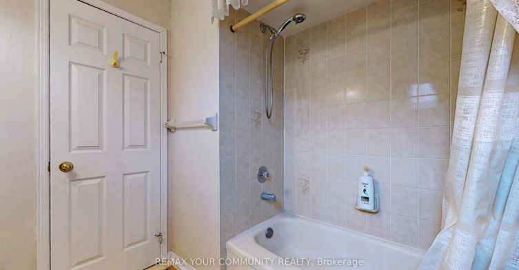 20 Rolling Acres Drive, Whitby, ON, L1R 2A1 - 31