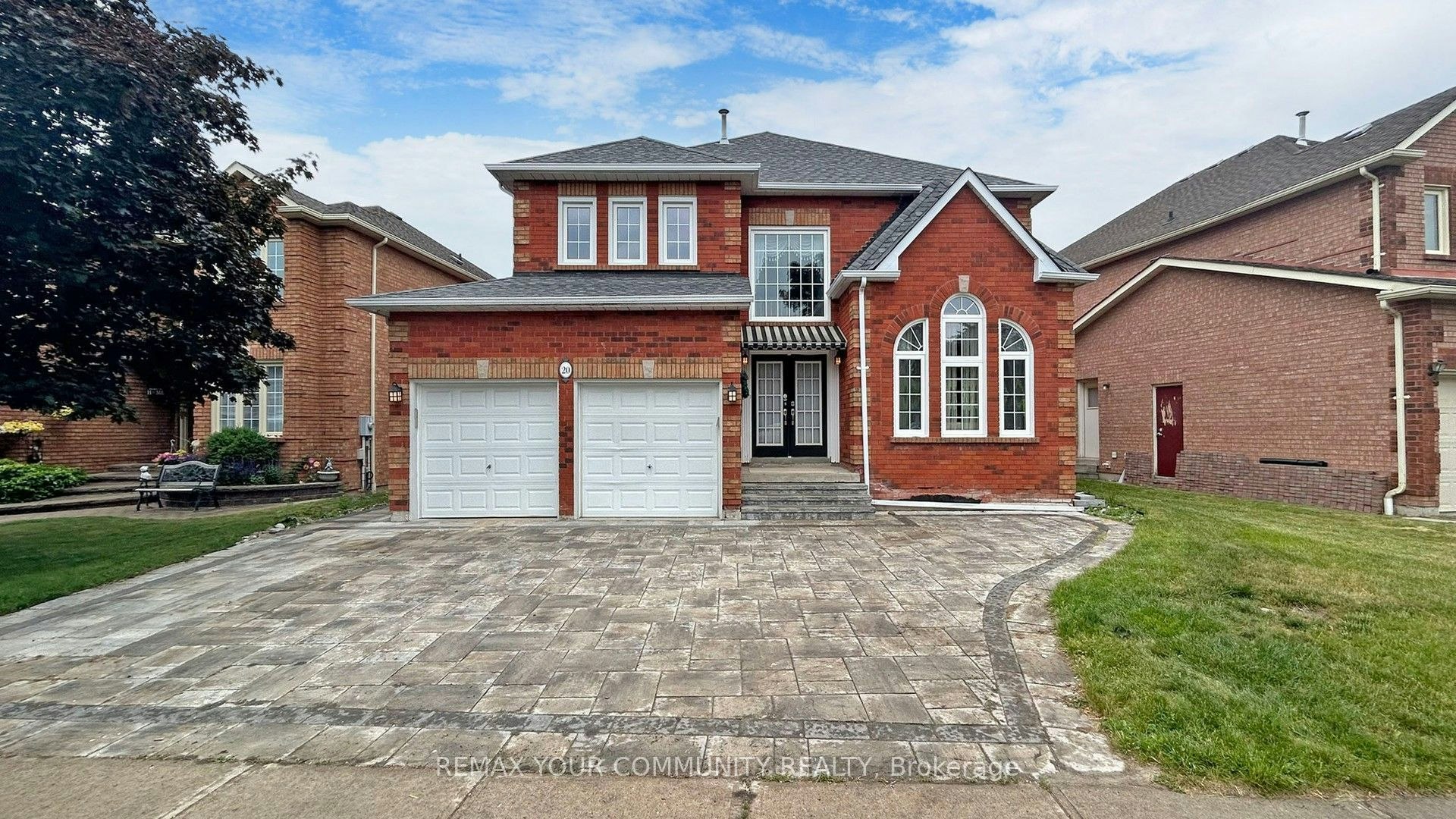 20 Rolling Acres Drive, Whitby, ON, L1R 2A1