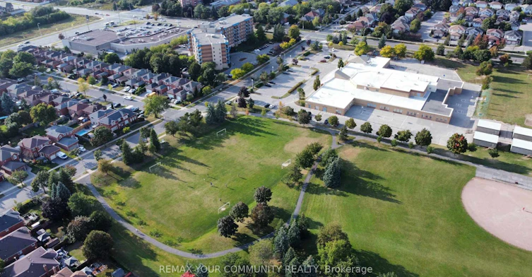 20 Rolling Acres Drive, Whitby, ON, L1R 2A1 - 46