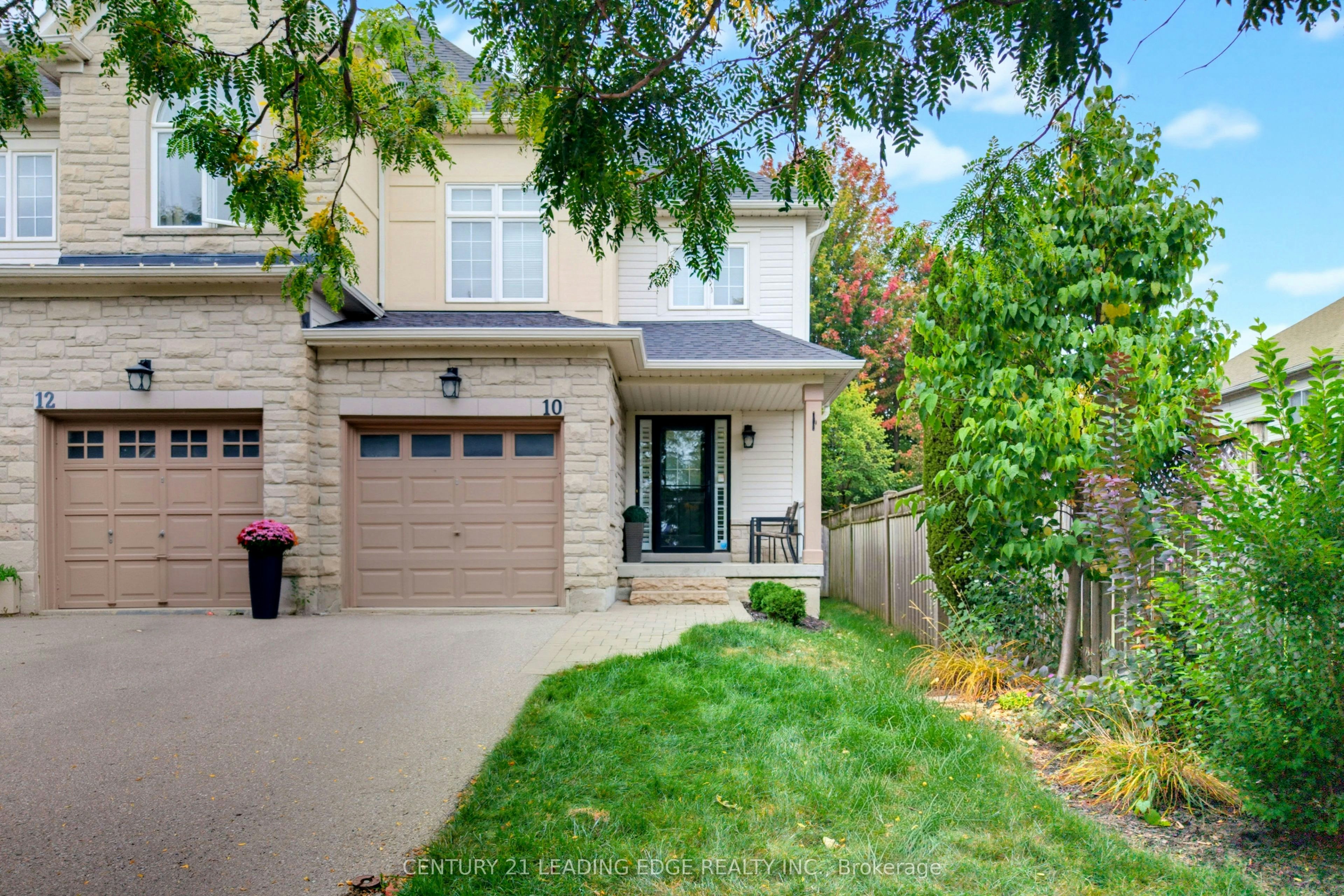 10 Dodds Square, Clarington, ON, L1C 5N1